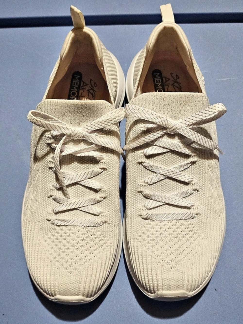 Skechers D'Lites? Knit Sneakers in Cream US 5.5